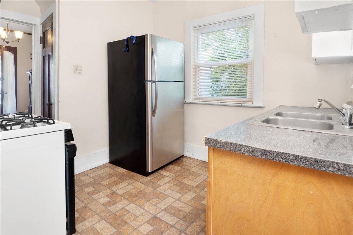 07 Kitchen 4