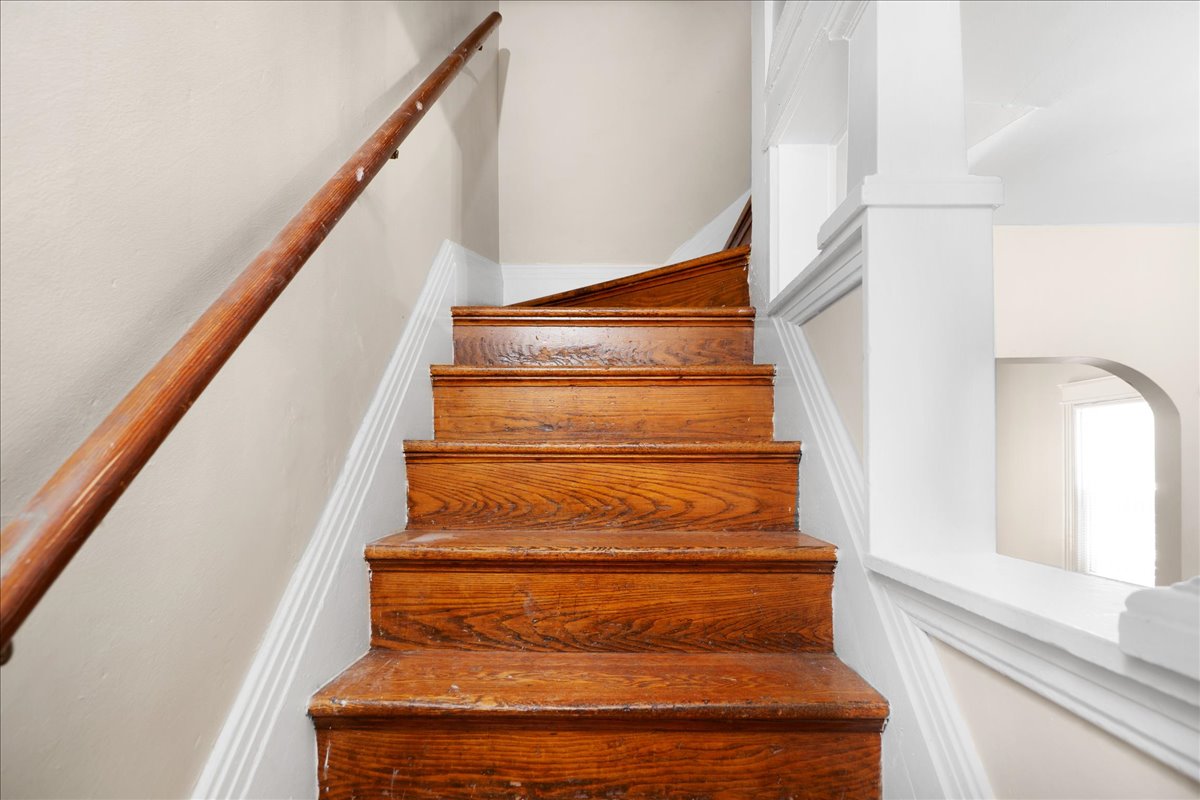 07 Stairs